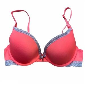 NWOT Maidenform Lightly Padded Bra in 34B